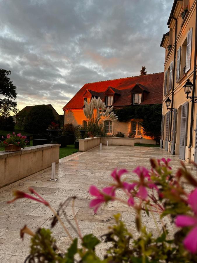 Hotel Domaine De L'Orangerie Bonnat Esterno foto