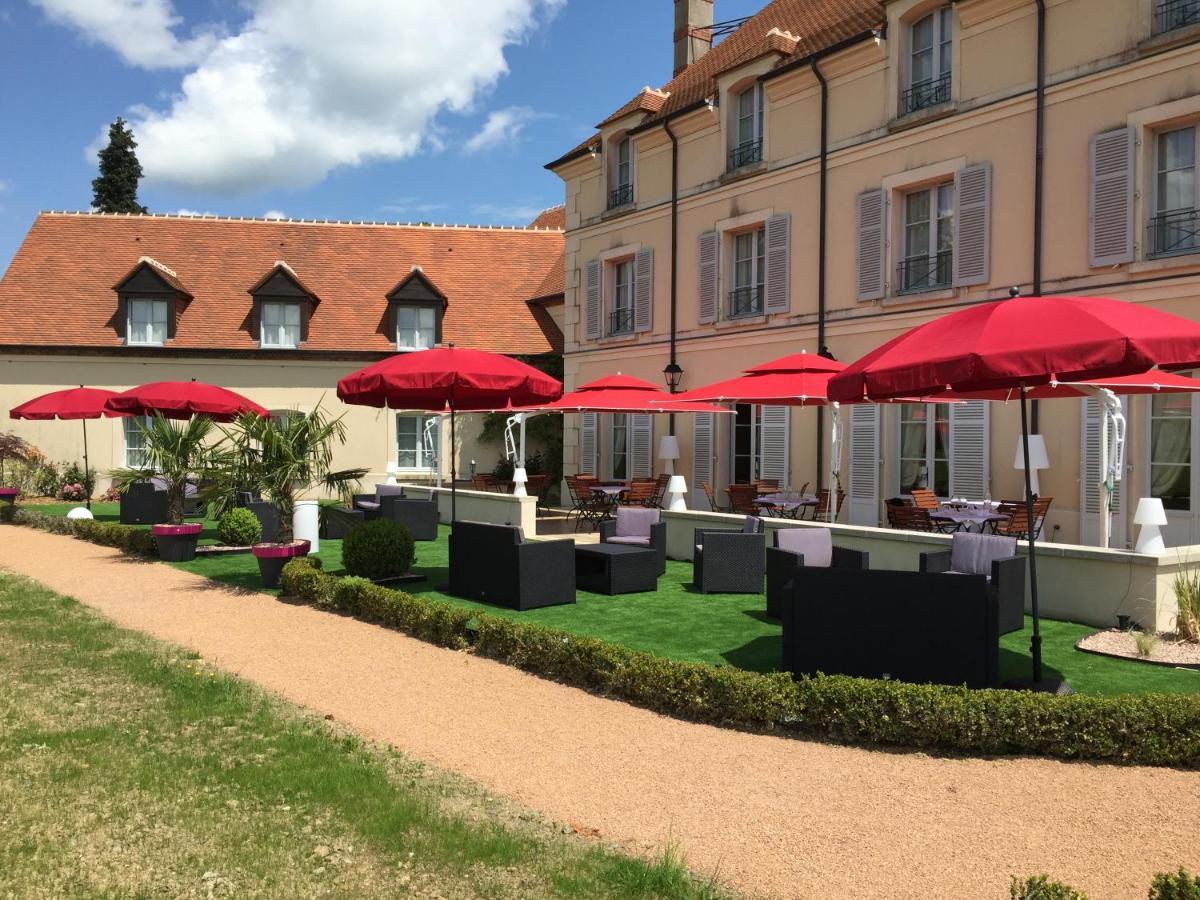 Hotel Domaine De L'Orangerie Bonnat Esterno foto